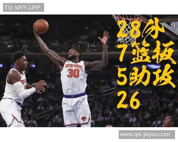 兰德尔上半场表现出色10投6中贡献15分3篮板3助攻数据全面