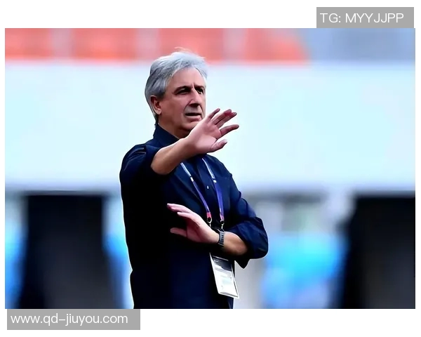 国足主帅职位吸引中外教练热情应聘60人报名10人进入面试环节