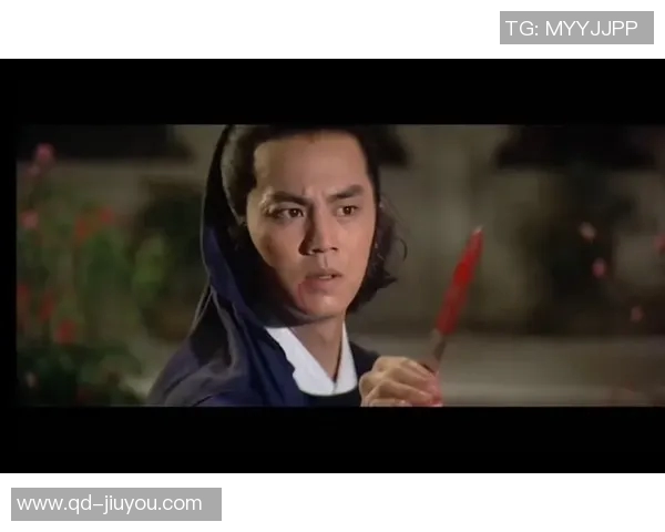 狄龙向记者诉说训练艰辛头部受伤彰显拼搏精神